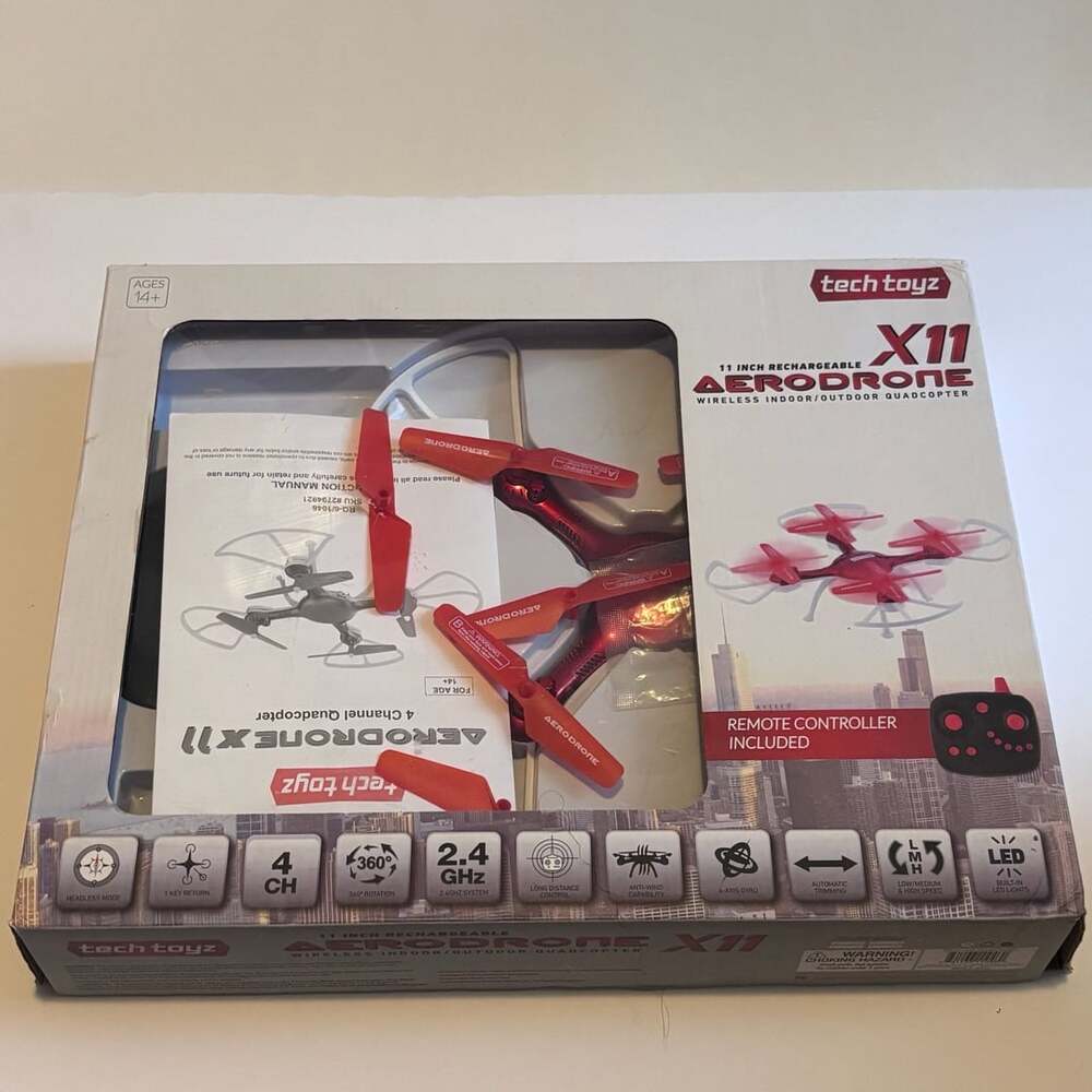 Tech Toyz X11 11 Inch Rechargeable Wireless Indoor/Outdoor Quadcopter Drone